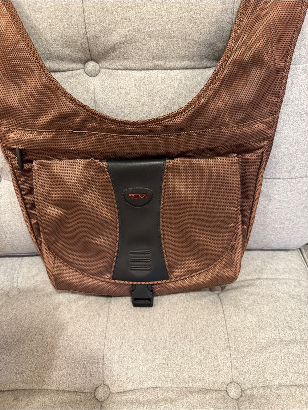 TUMI set —- Brown Messenger and Small Crossbody Set with Black Accents - Picture 2 of 7
